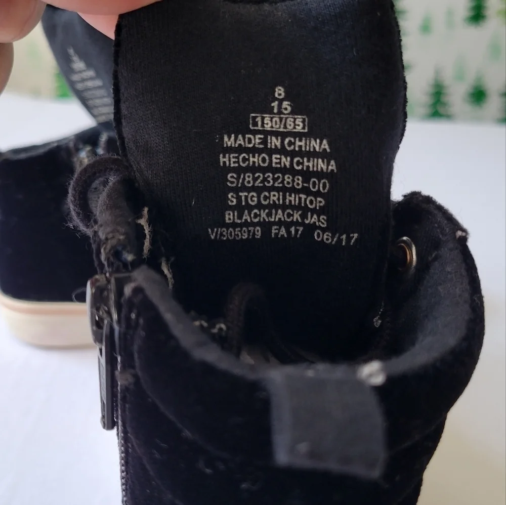 Girls Velvet Critter Zip-up Sneakers